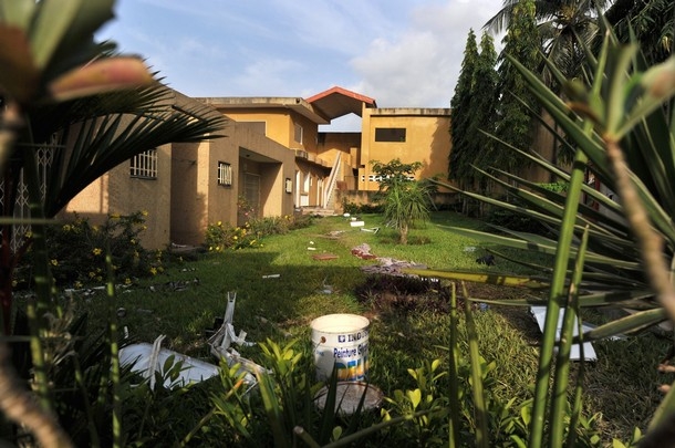 Des cadres LMP renforcent la sécurité de leurs résidences